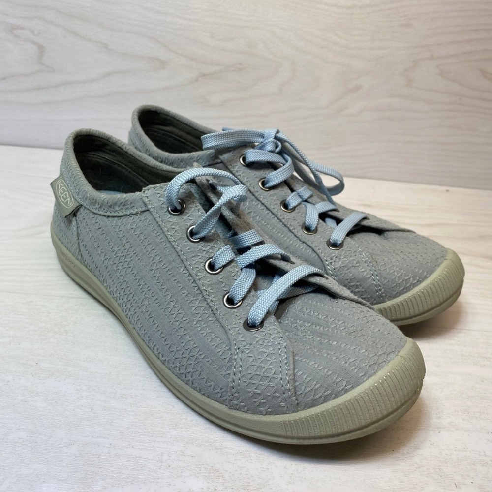Keen Womens Size 7 Elsa IV Sneaker Casual Blue Textile Lace Up Embroidered Shoes